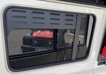 PANNEAU DE VENTILATION INEOS GRENADIER