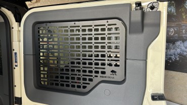 grande porte coffre de type MOLLE